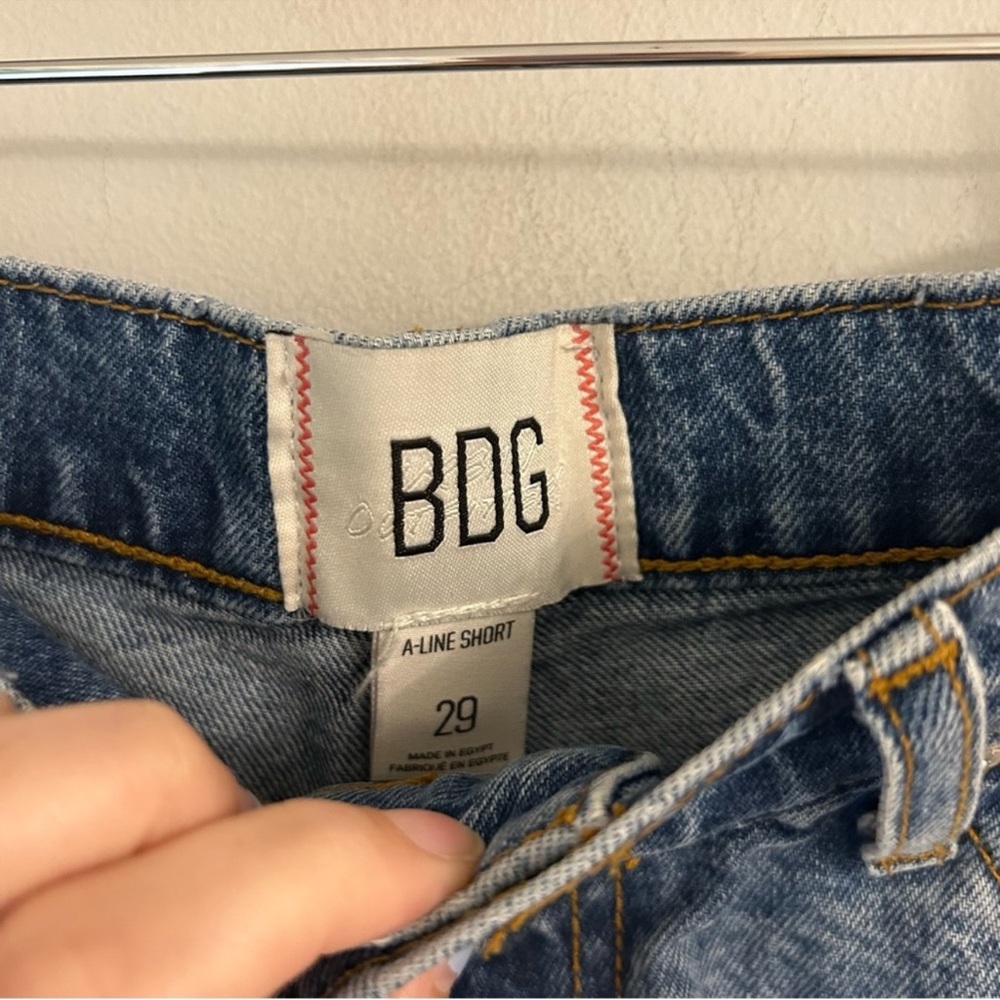 Urban Outfitters BDG A-Line Short Denim Shorts Light Wash Women’s Size 29 - Picture 11 of 13